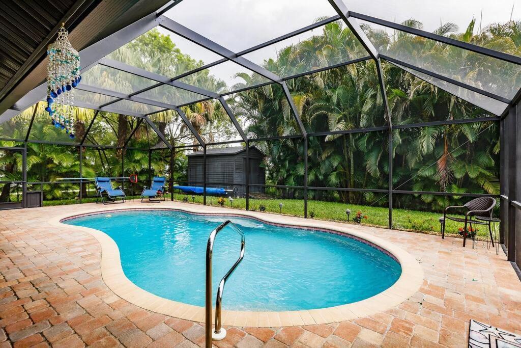 Sunny Oasis Getaway -Heated Pool-Mini Golf-Near Beach Nokomis Eksteriør bilde